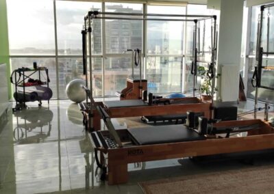 Fizyo Akay Pilates Eryaman Reformer Pilates