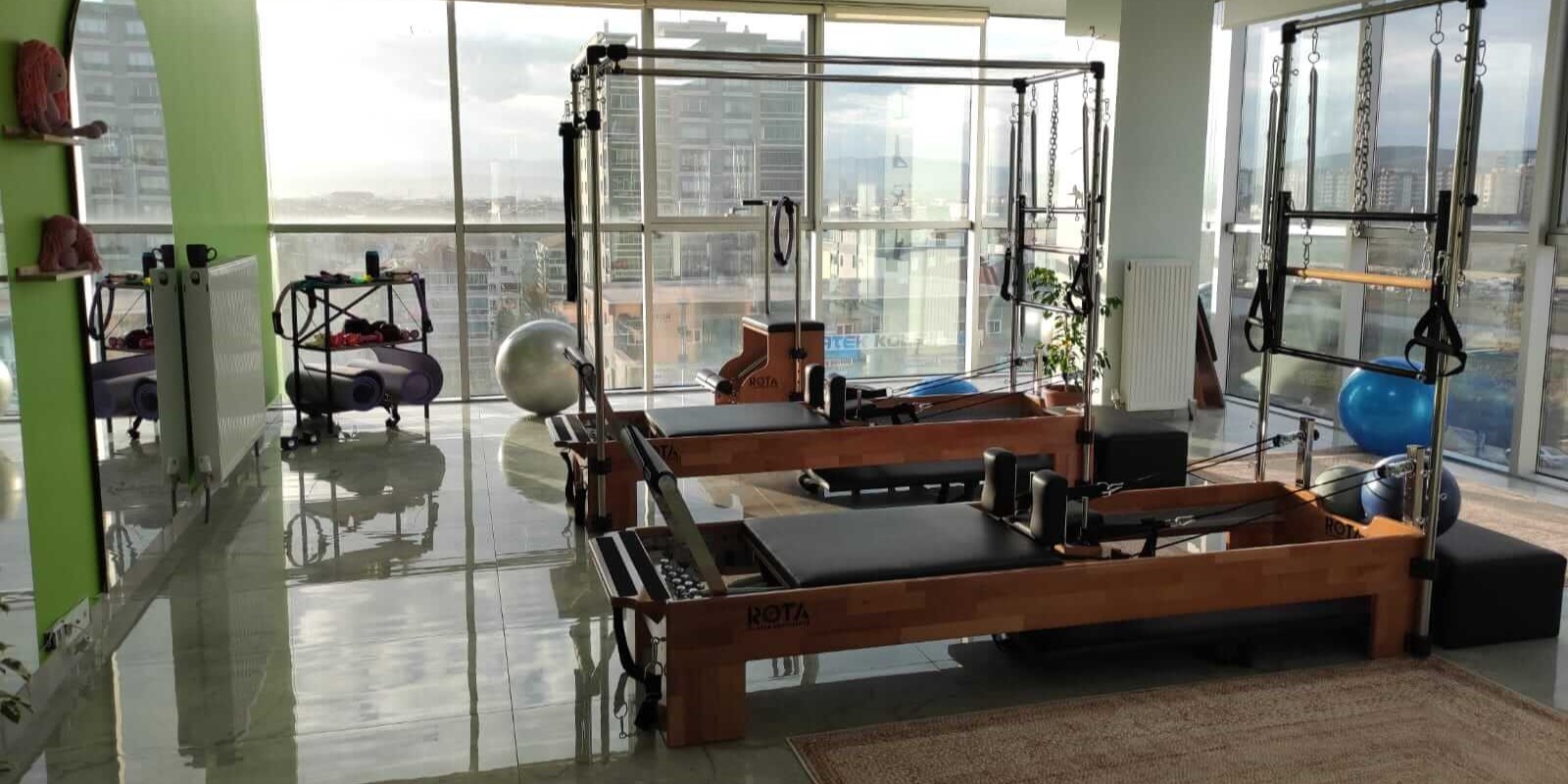 Fizyo Akay Pilates Eryaman Reformer Pilates