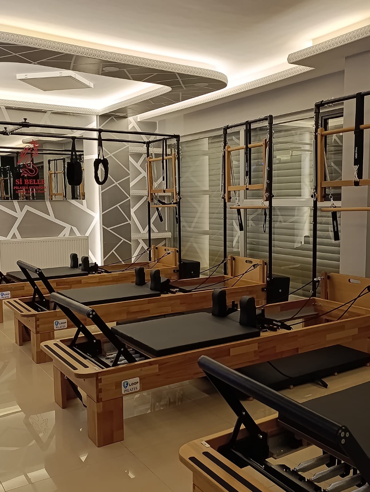 Mamak Reformer Pilates - 35