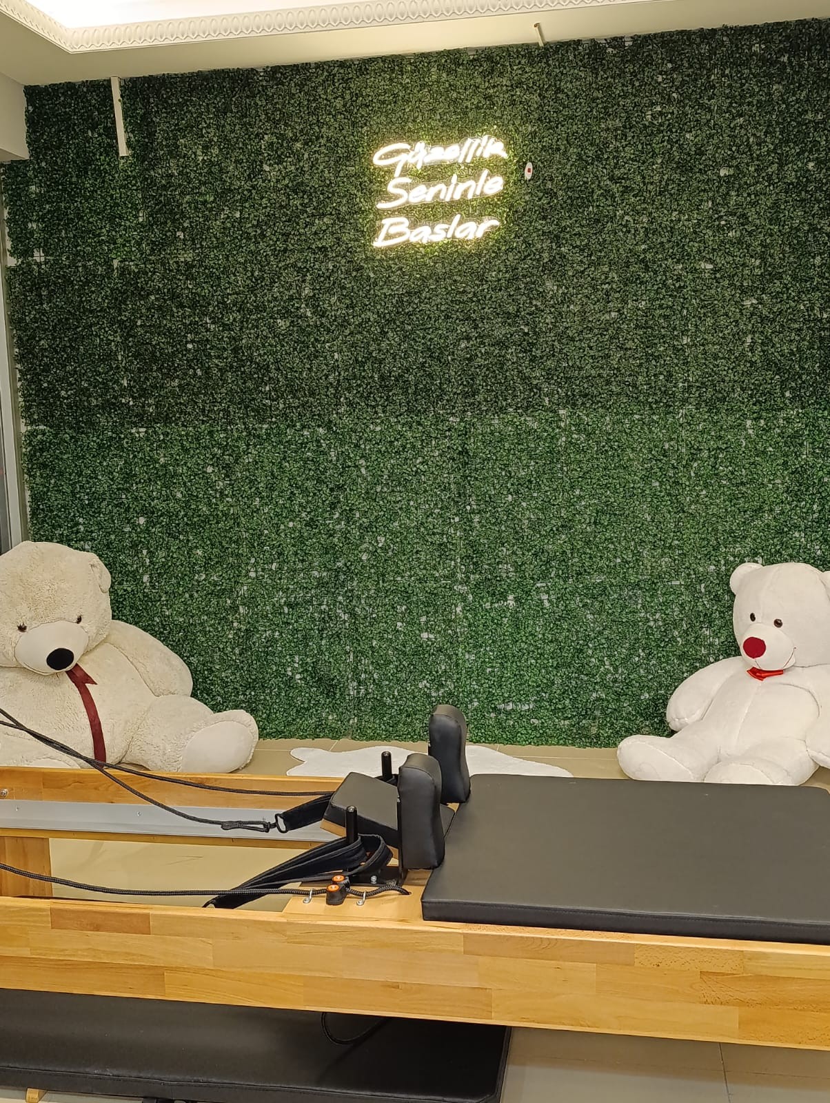 Mamak Reformer Pilates - 37